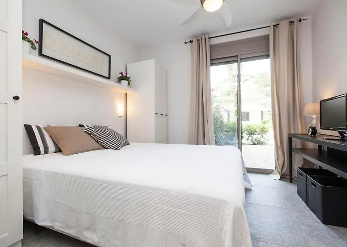 Ammouda Ormos Panagias