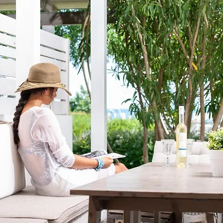 Ammouda אורמוס פנגיאס